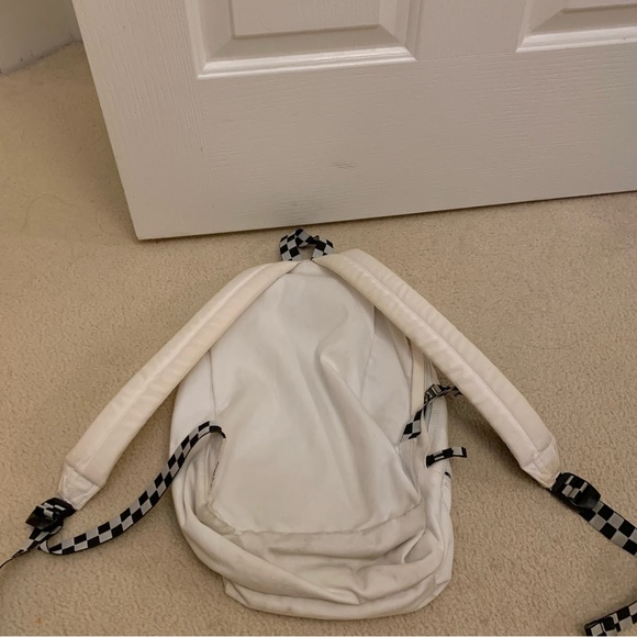 Vans Backpack - Picture 2 of 3